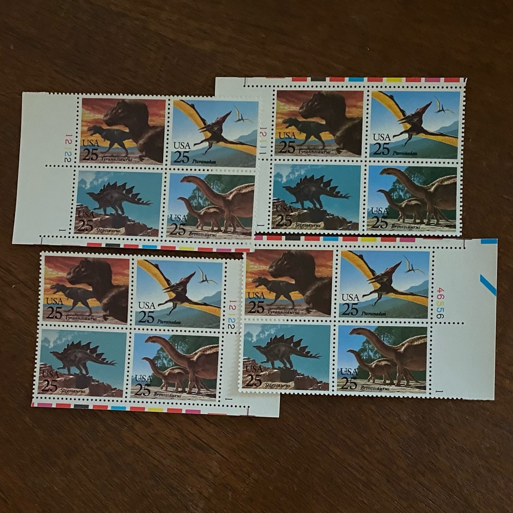 1989 Prehistoric Dinosaur USPS Stamps 25 Cents/Set of Five Blocks (20 Stamps)